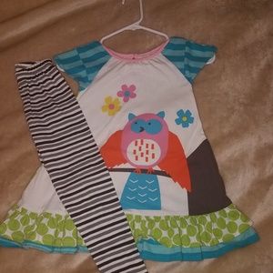 Jelly the Pug Sz 4 tunic and leggings. Worn once.